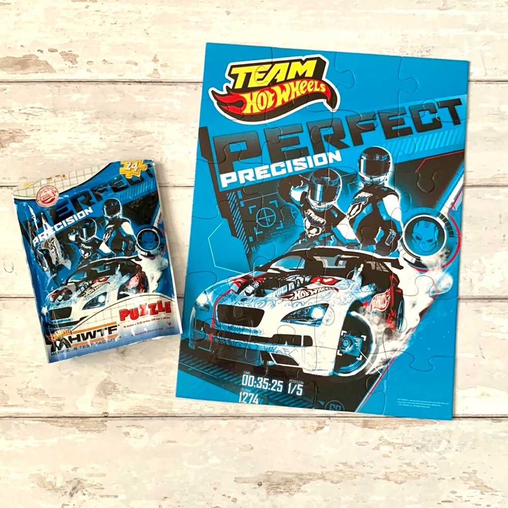 Hot Wheels Racing Cars 24 Piece Puzzle Kids Games Toys Blue White